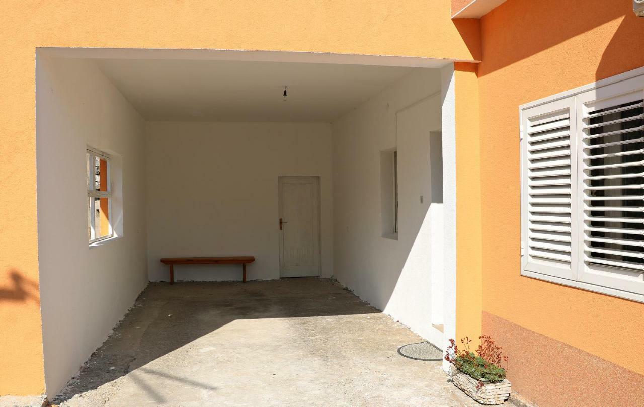Apartment Cuce Rogotin Exterior photo